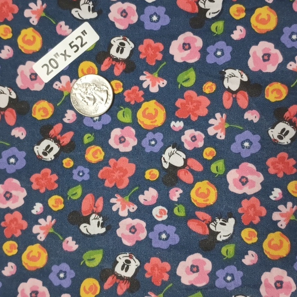 20"x 52" Minnie Mouse Cotton Fabric